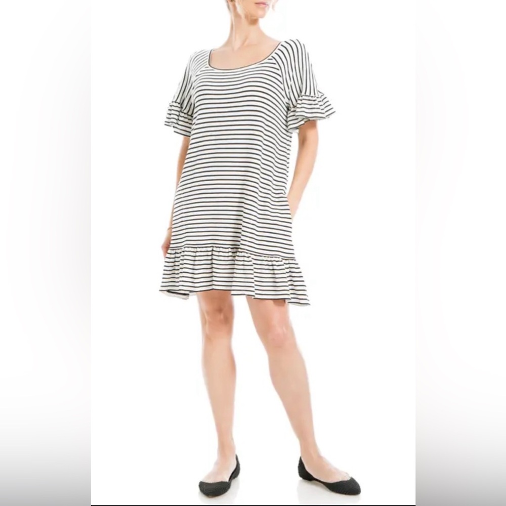 NWT MAX STUDIO Striped Short‎ Sleeve Frilled Edge Mini Dress Size L